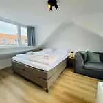 Bed & Beach 114